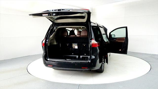used 2020 Toyota Sienna car, priced at $33,495
