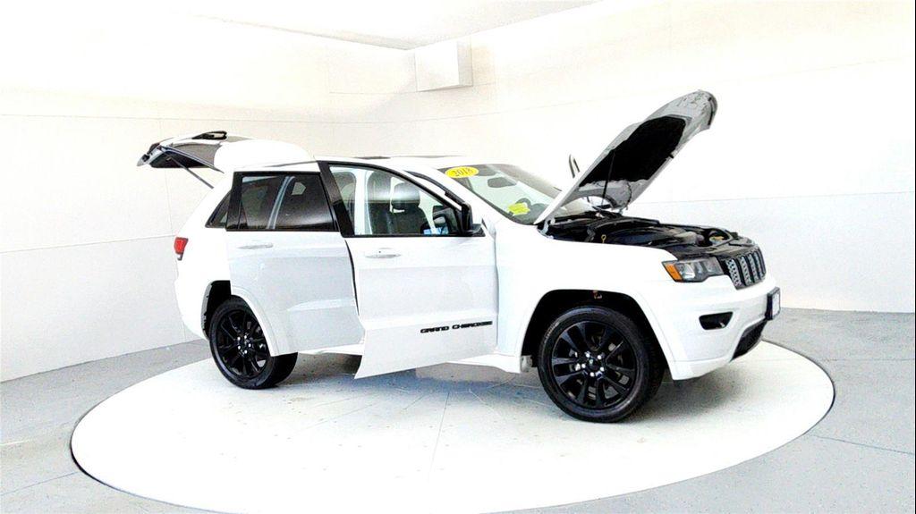 used 2018 Jeep Grand Cherokee car, priced at $21,495