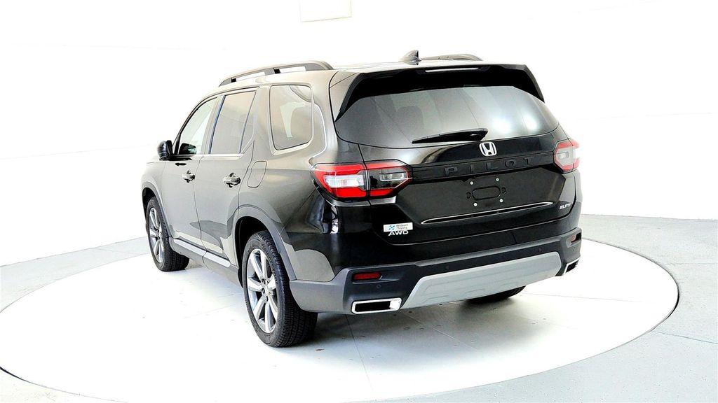used 2025 Honda Pilot car, priced at $46,985