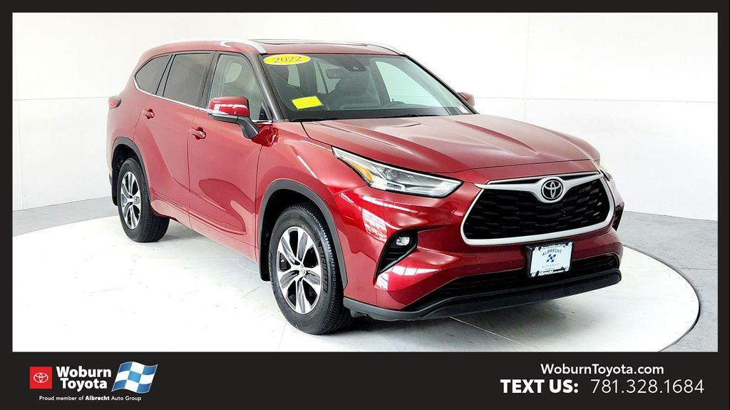 used 2022 Toyota Highlander car, priced at $38,985