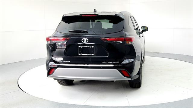 new 2025 Toyota Highlander car, priced at $51,119