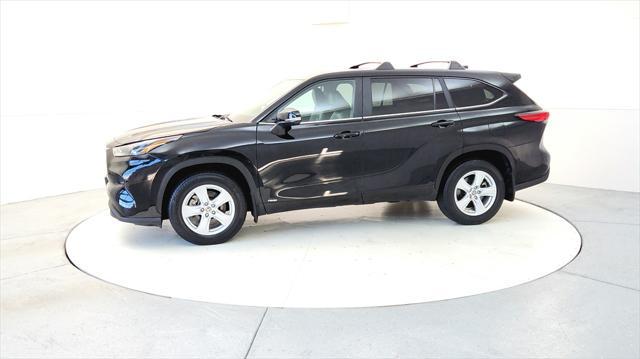 used 2023 Toyota Highlander Hybrid car, priced at $39,695