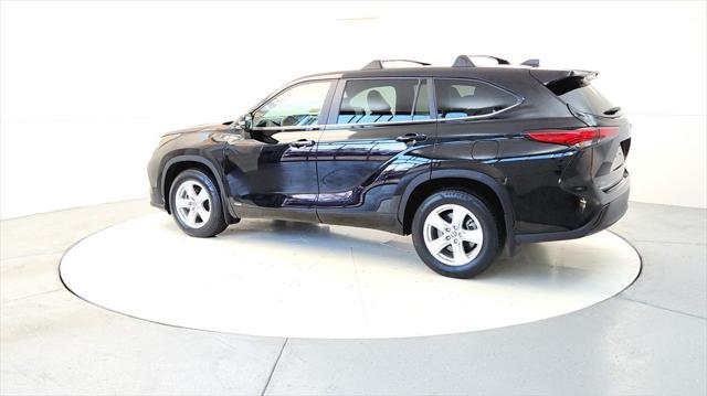 used 2023 Toyota Highlander Hybrid car, priced at $39,695