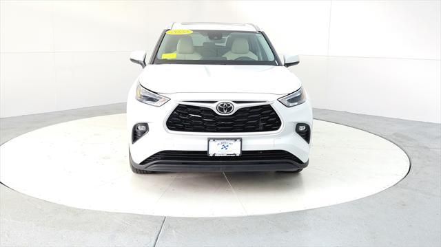 used 2022 Toyota Highlander car, priced at $39,495