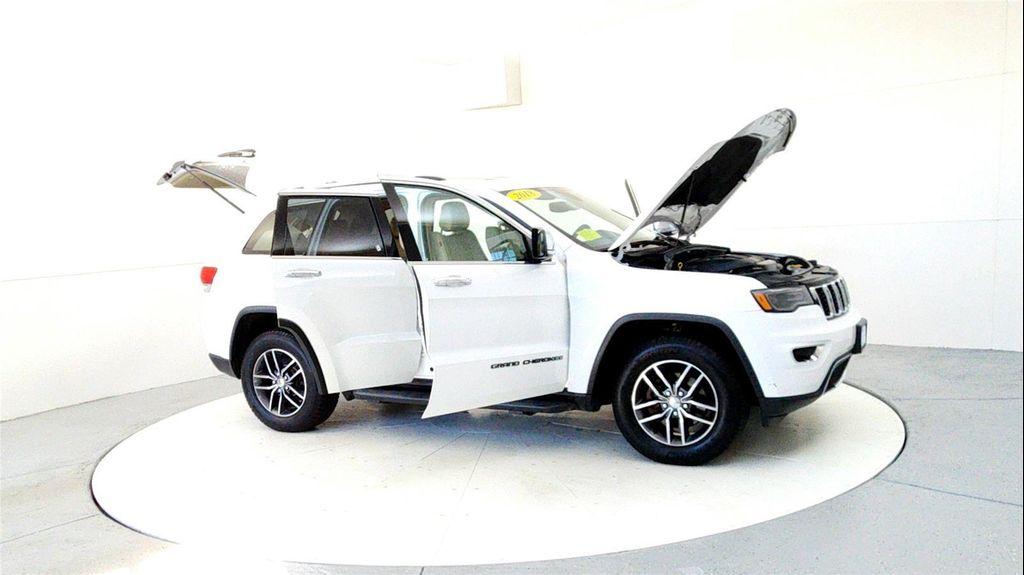 used 2018 Jeep Grand Cherokee car, priced at $18,985