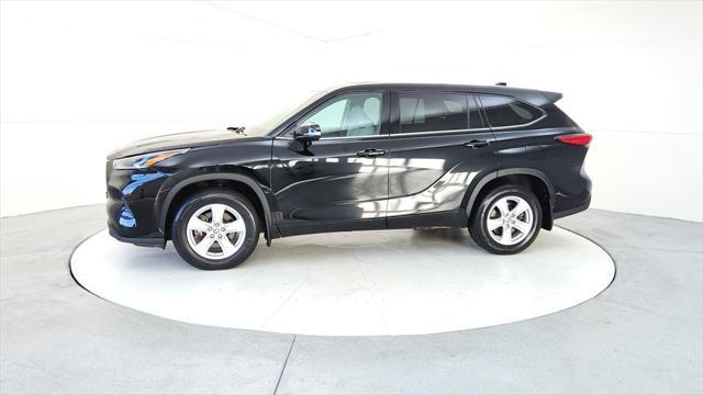 used 2021 Toyota Highlander car, priced at $28,495