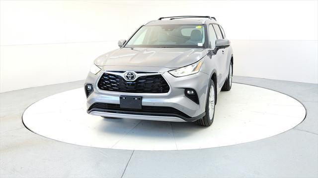 new 2025 Toyota Highlander car, priced at $51,365