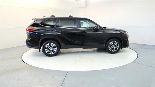 used 2023 Toyota Highlander car, priced at $38,895