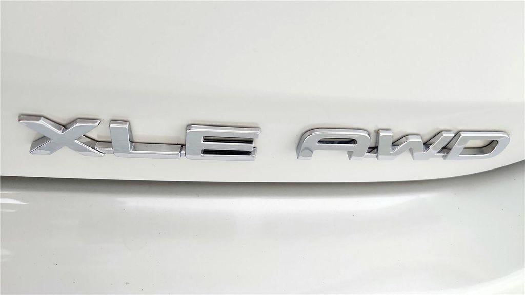 used 2023 Toyota Highlander car, priced at $40,985
