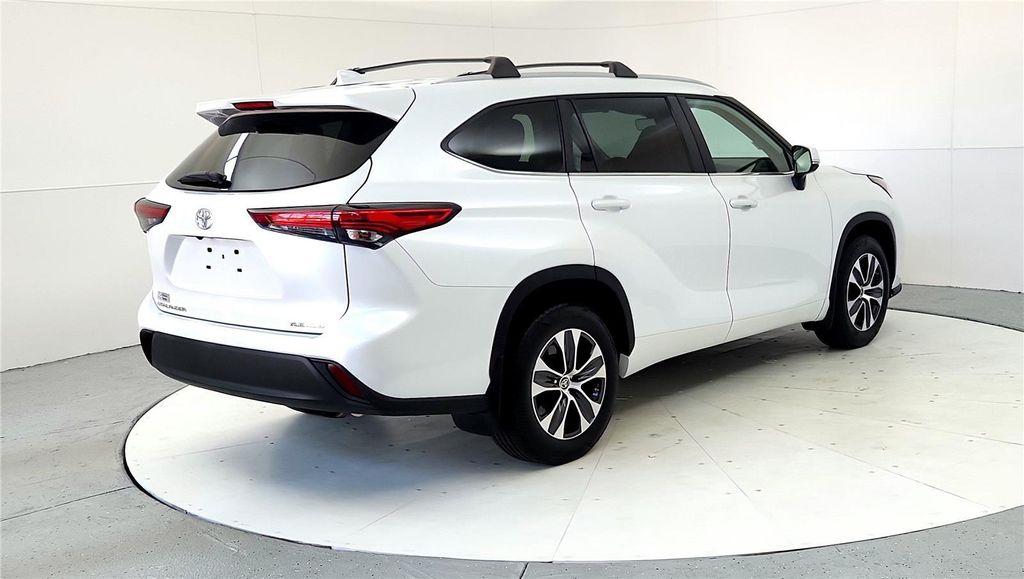 used 2023 Toyota Highlander car, priced at $40,985