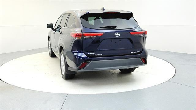 used 2022 Toyota Highlander car, priced at $39,595