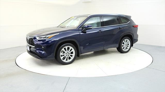 used 2022 Toyota Highlander car, priced at $39,595