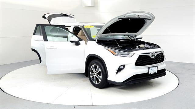 used 2023 Toyota Highlander car, priced at $38,975