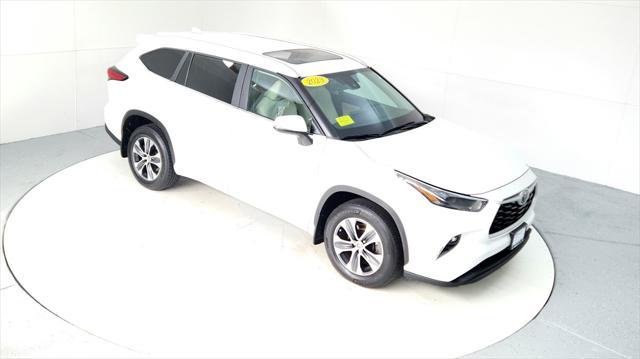 used 2023 Toyota Highlander car, priced at $38,975