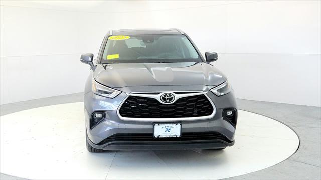 used 2023 Toyota Highlander car, priced at $39,495