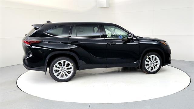 new 2025 Toyota Highlander Hybrid car, priced at $53,613