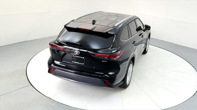 new 2025 Toyota Highlander Hybrid car, priced at $53,613