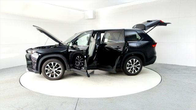 new 2025 Toyota Grand Highlander Hybrid car, priced at $58,468