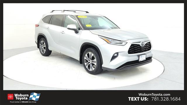 used 2021 Toyota Highlander car, priced at $30,295