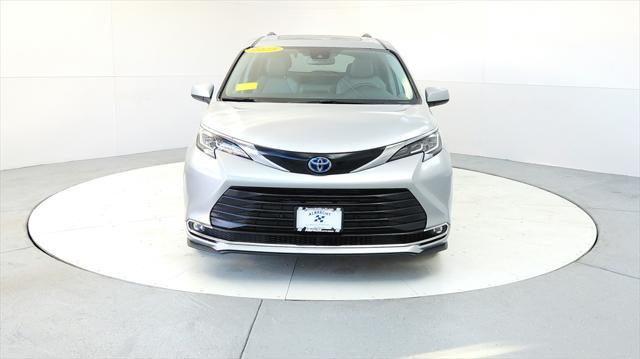 used 2023 Toyota Sienna car, priced at $38,985