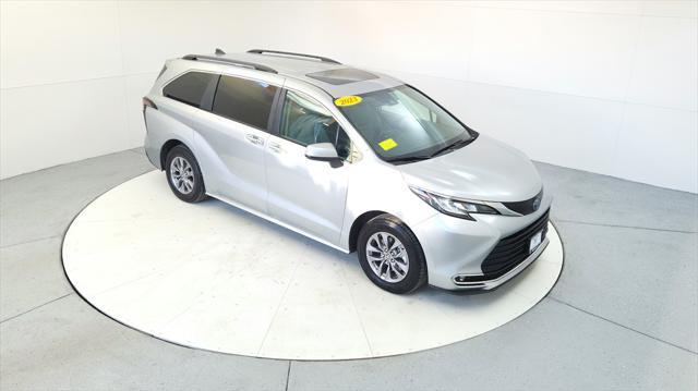 used 2023 Toyota Sienna car, priced at $38,985