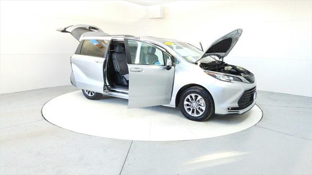 used 2023 Toyota Sienna car, priced at $38,985