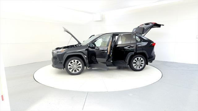 new 2025 Toyota RAV4 car, priced at $40,453