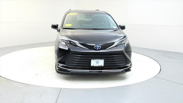 used 2023 Toyota Sienna car, priced at $39,495