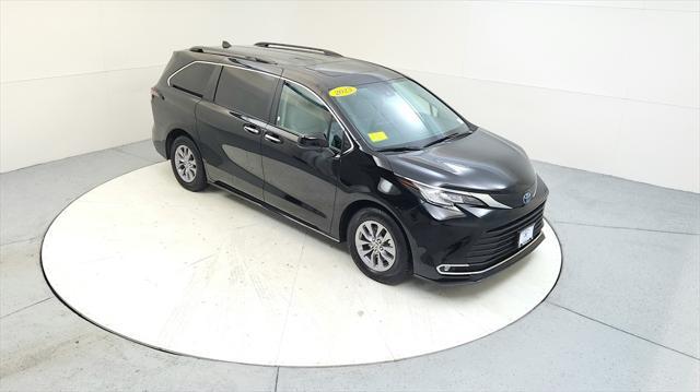 used 2023 Toyota Sienna car, priced at $39,495