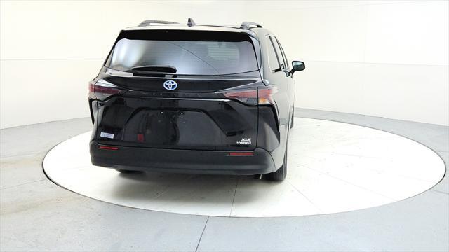 used 2023 Toyota Sienna car, priced at $39,495