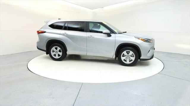 used 2024 Toyota Highlander car, priced at $38,495