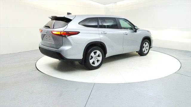 used 2024 Toyota Highlander car, priced at $38,495