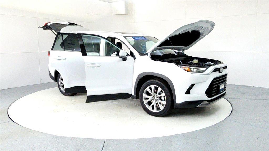 new 2025 Toyota Grand Highlander car, priced at $51,613