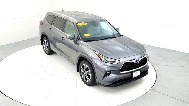 used 2022 Toyota Highlander Hybrid car, priced at $41,895