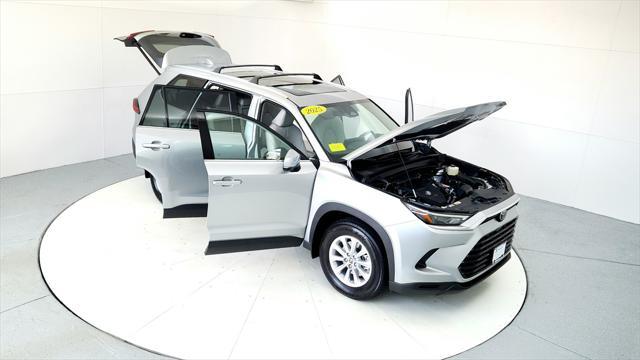 used 2025 Toyota Grand Highlander car, priced at $49,985
