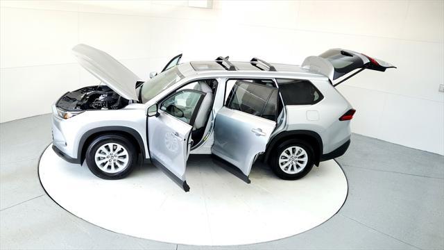 used 2025 Toyota Grand Highlander car, priced at $49,985