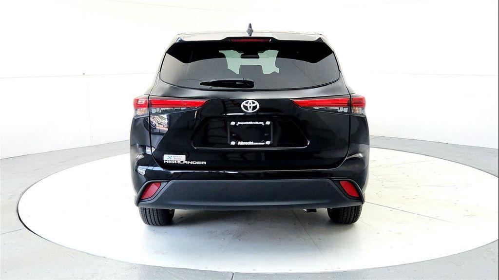 used 2023 Toyota Highlander car, priced at $36,985