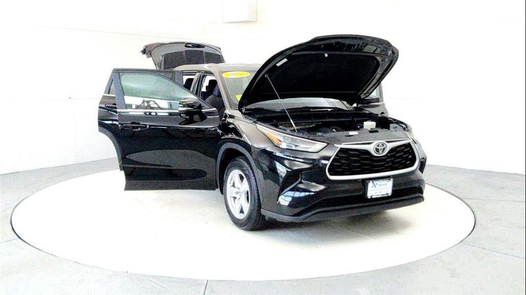 used 2023 Toyota Highlander car, priced at $36,985