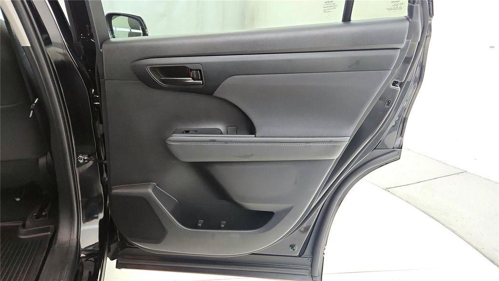 used 2023 Toyota Highlander car, priced at $36,985