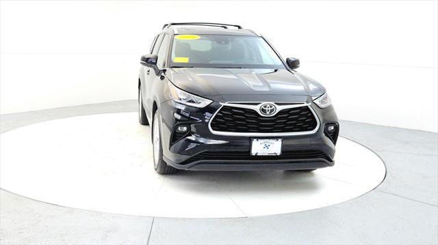 used 2020 Toyota Highlander car, priced at $33,985
