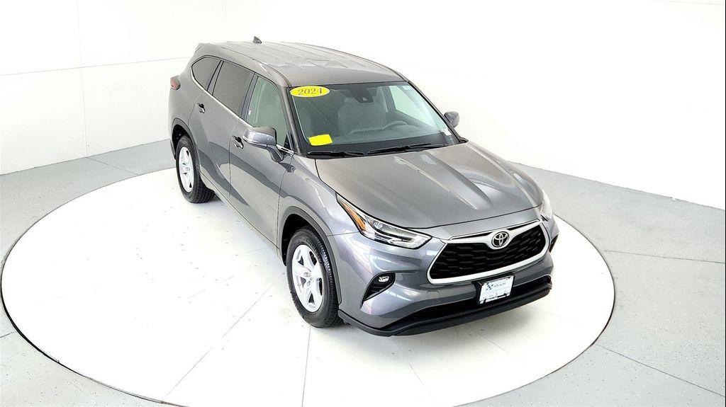 used 2024 Toyota Highlander car, priced at $41,985