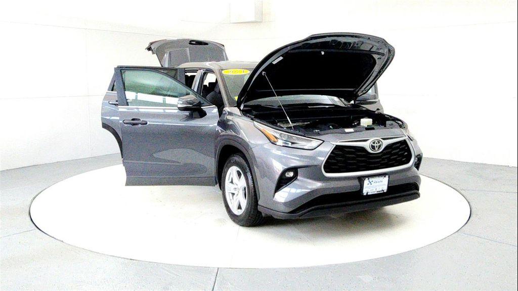 used 2024 Toyota Highlander car, priced at $41,985