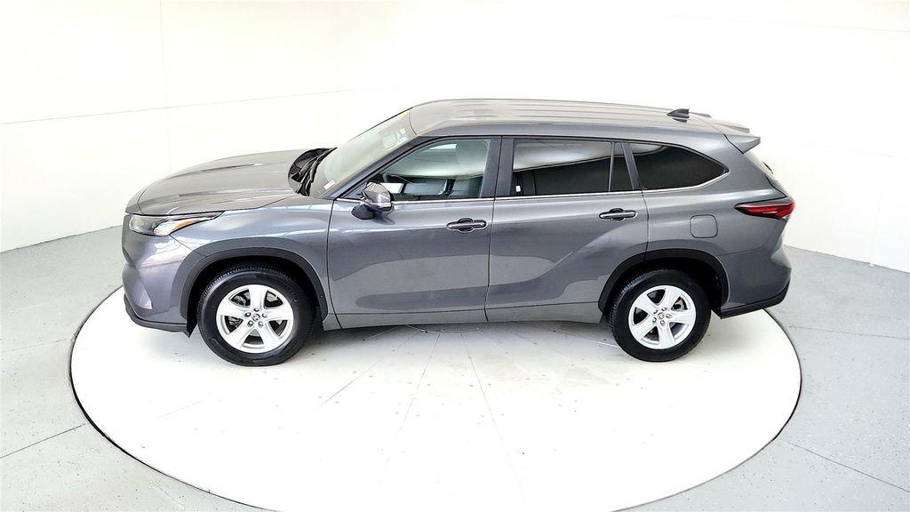 used 2024 Toyota Highlander car, priced at $41,985