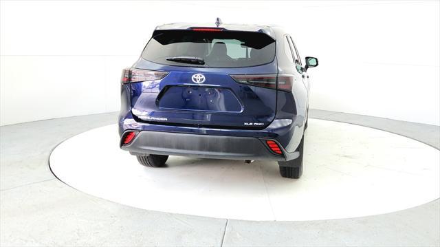 used 2021 Toyota Highlander car, priced at $32,985