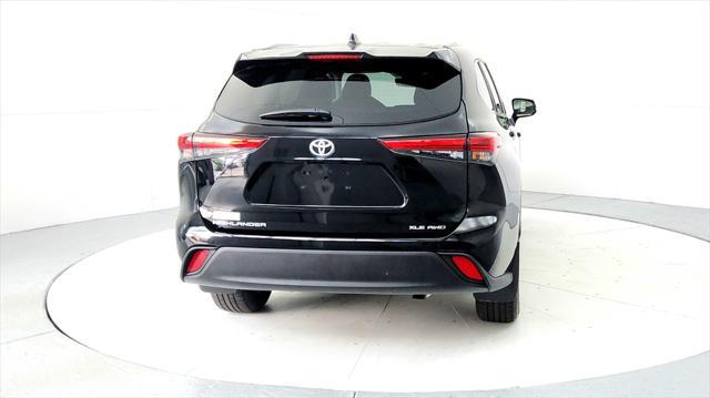 used 2023 Toyota Highlander car, priced at $42,895