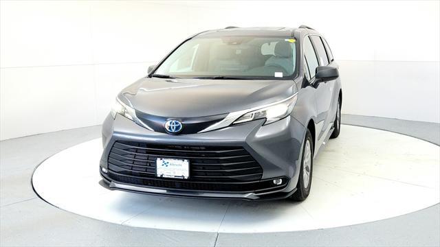 new 2025 Toyota Sienna car, priced at $48,965