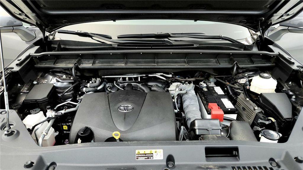 used 2022 Toyota Highlander car, priced at $37,985