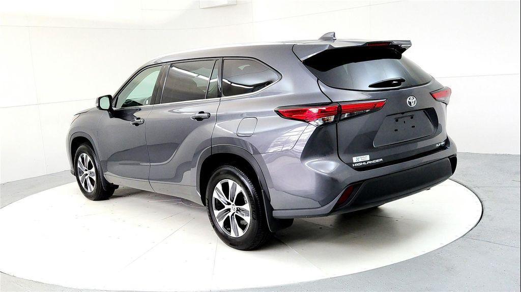 used 2022 Toyota Highlander car, priced at $37,985