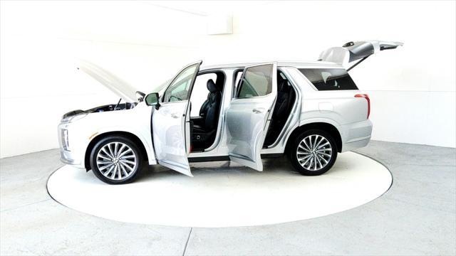 used 2024 Hyundai Palisade car, priced at $40,295