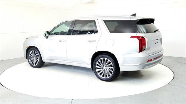 used 2024 Hyundai Palisade car, priced at $40,295